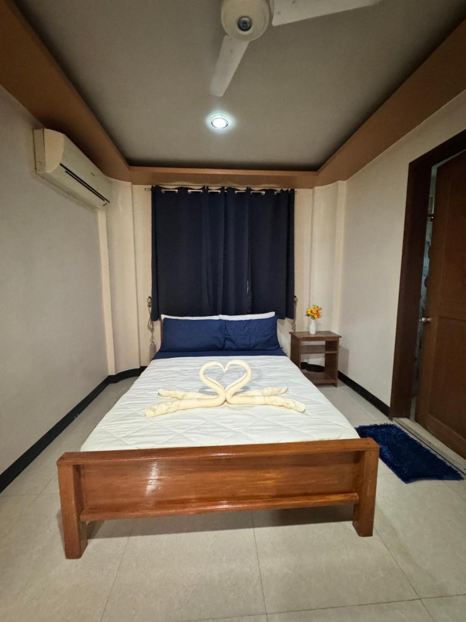 Buena'S Haven Travelodge El Nido Exterior photo