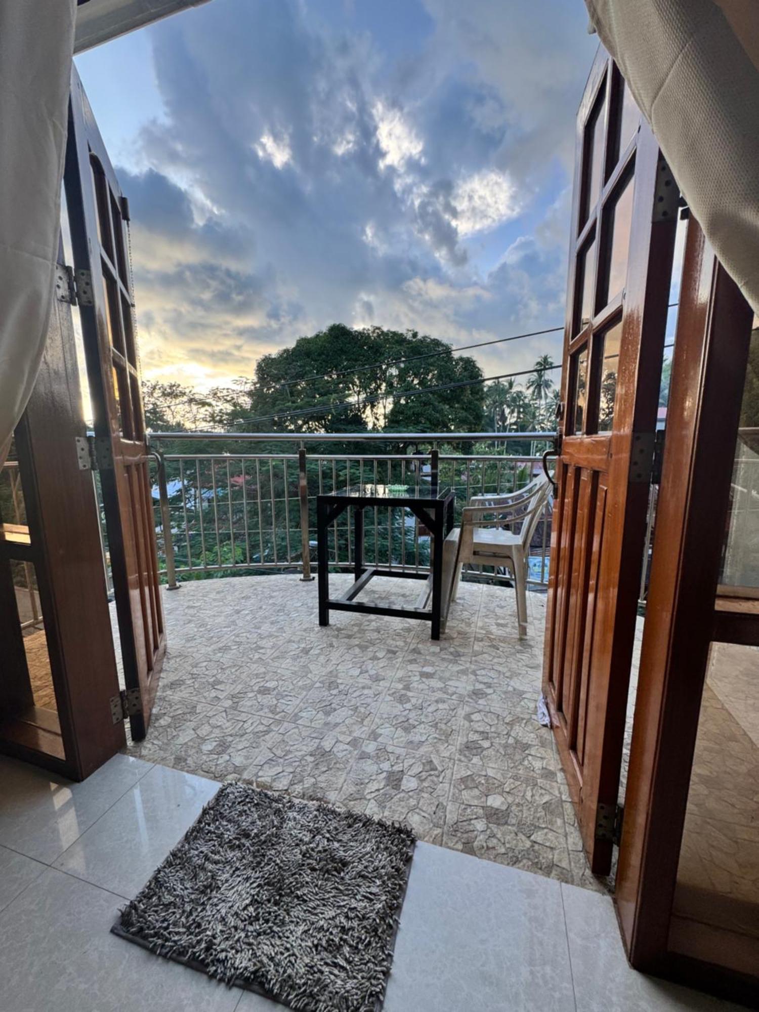 Buena'S Haven Travelodge El Nido Exterior photo